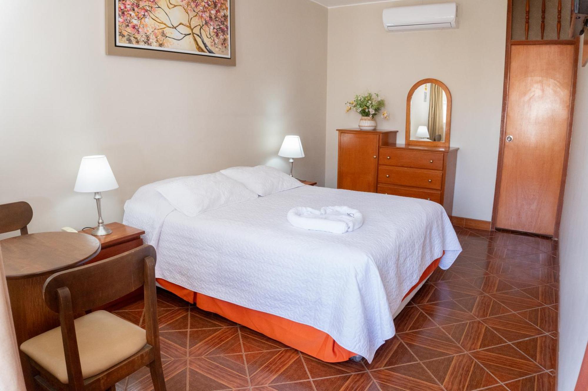Curasi Hotel